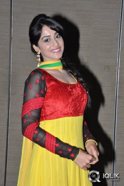 Regina-Cassandra-at-Love-You-Bangaram-Audio-Launch